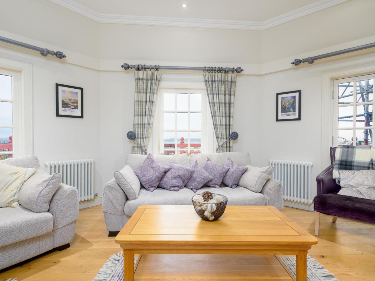 Pass The Keys Historic Ramsay Garden Apt With Balcony Views إدنبرة المظهر الخارجي الصورة